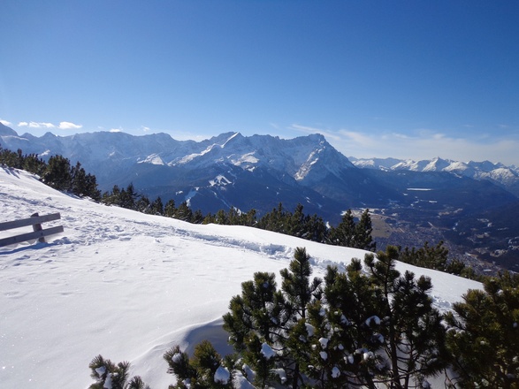 Blick vom Wank auf das Zugspitzgebiet
