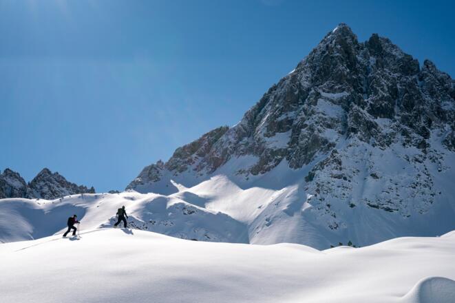 Aufstieg nahe der Hanauer Hütte mit Dremelspitze im Hintergrund