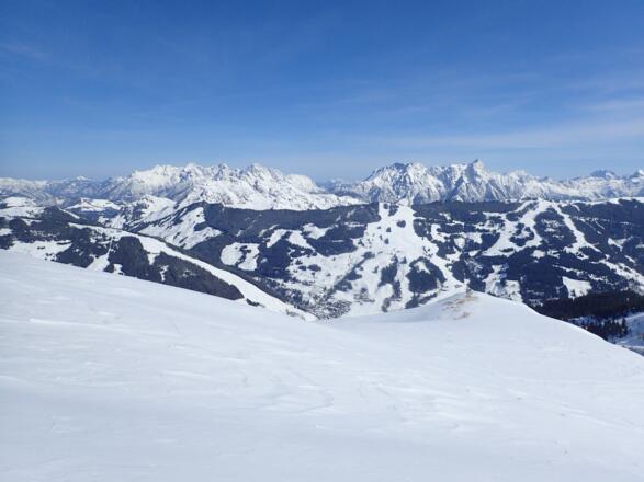 Ausblick vom Westgipfel - Loferer und Leoganger Steinberge