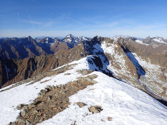 Blick in die zentralen Schladminger Berge