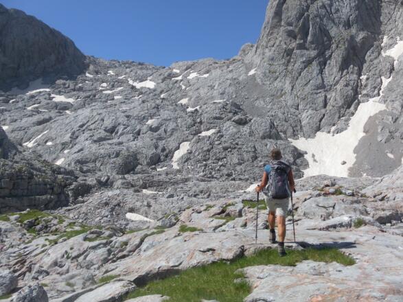 Karstwand zum Sattel zwischen Graskopf und Leiterkopf