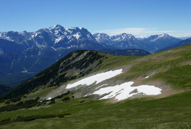 Zugspitzblick beim Anstieg zum Friederspitz
