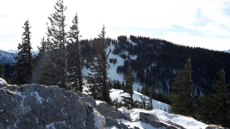 Edelsberg im Winter von der Alpspitze aus gesehen