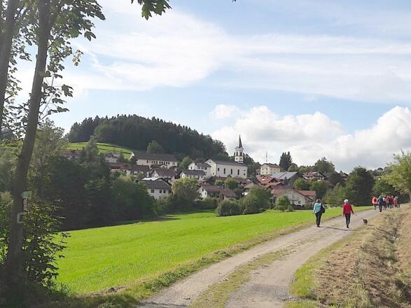 Letztes Wegstück vor Elisabethszell