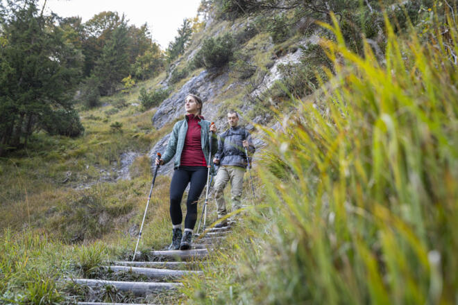 Abstieg an den Hausbachfällen