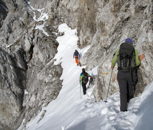 ... bei Schneeauflage können auch einfache Passagen heikel und anspruchsvoll werden ...