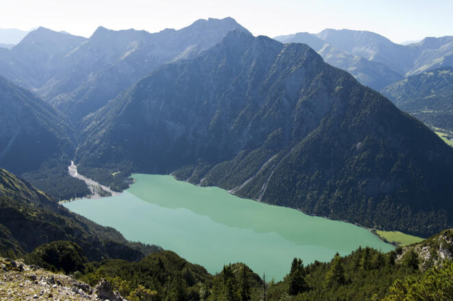 Tiefblick vom Tauern auf den Heiterwanger See