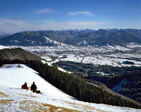 Gipfelblicke vom Zwieselberg auf den Isarwinkel