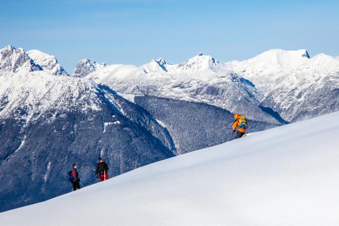 Abfahrt mit Blick zum Karwendel