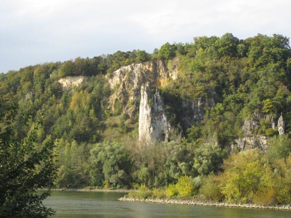 Felsen-Panorama an der Donau bei Bad Abbach