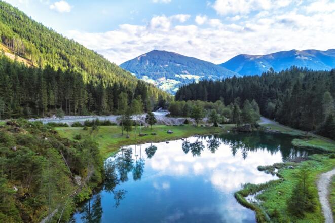 Blausee in Neukirchen am Eingang des Obersulzbachtales