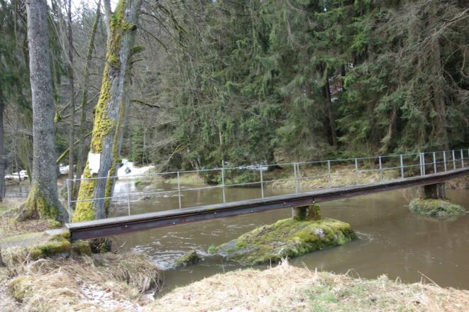 da geht´s rüber zum Uferpfad