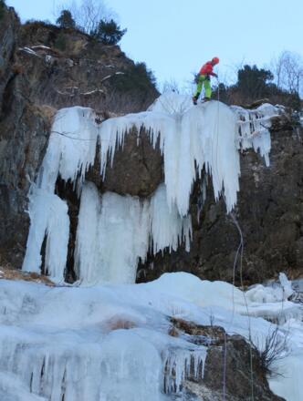 Abseilen über den 7. Zwerg