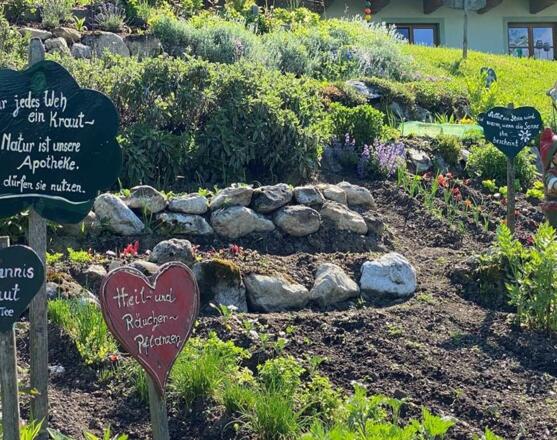 Kräutergarten beim Bauernhof Schnegghof