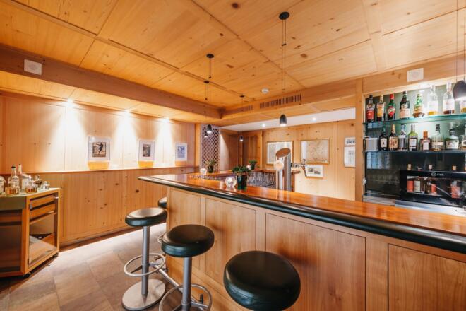 Hotel Aurora Bar