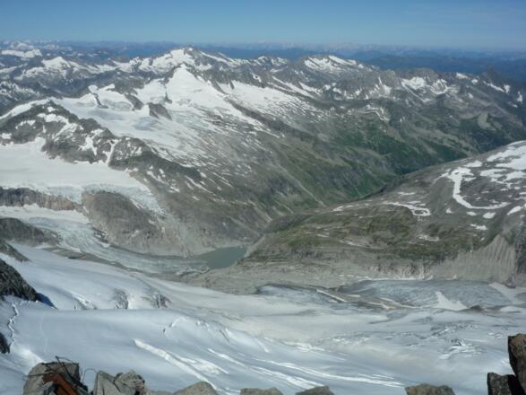 Blick vom Großvenediger nach Norden: Obersulzbachkees und -tal