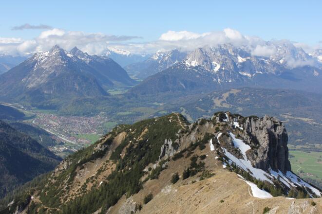 Der aussichtsreiche Kamm zum Panoramagipfel des Seinskopf