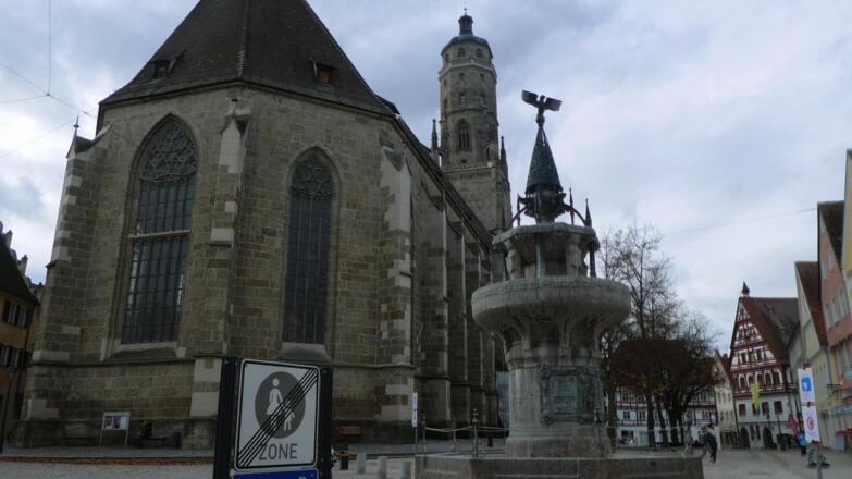 Georgskirche Nördlingen mit  Kirchturm (Daniel)