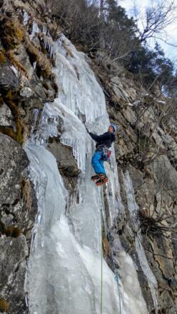Bei recht guten Eisverhältnissen in der 4. Seillänge