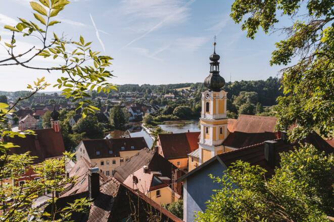 Aufstieg zur Burgruine Kallmünz