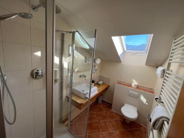 Comfort Einzelzimmer Bad im Hotel Garni Brunnthale