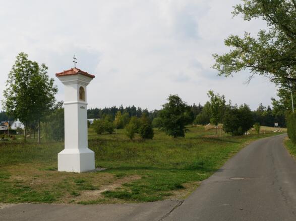 Stationsweg in Richtung Dreifaltigkeitskirche Kappl