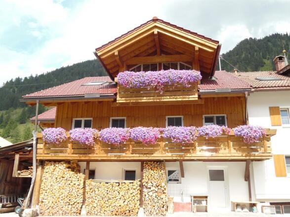 Unser Haus, Südseite