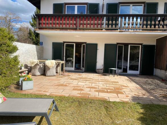 Den Garten wieder Frühjahrsfein gemacht Ostern 2022