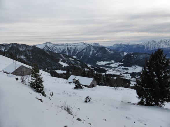 Blick Richtung Schmittenstein - Schlenken, ganz rechts Hochkönig und Teile vom Göllmassiv