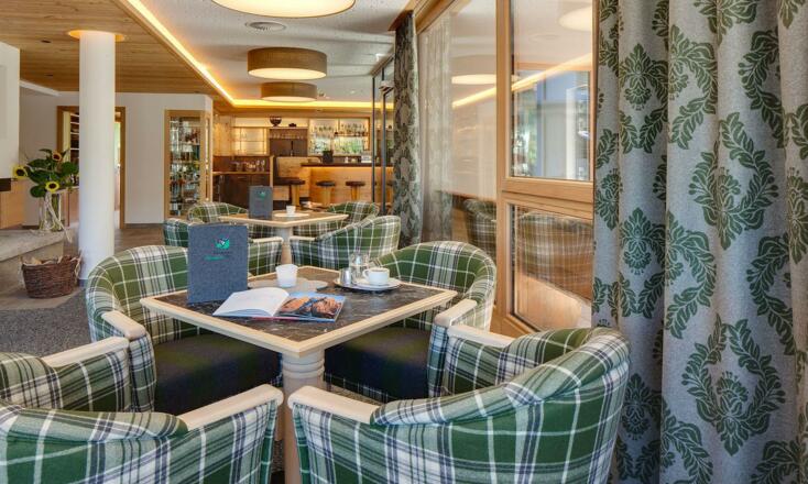 gemütliche Hotelbar