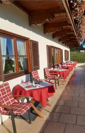 Frühstücksterrasse Gästehaus Kleinbuch