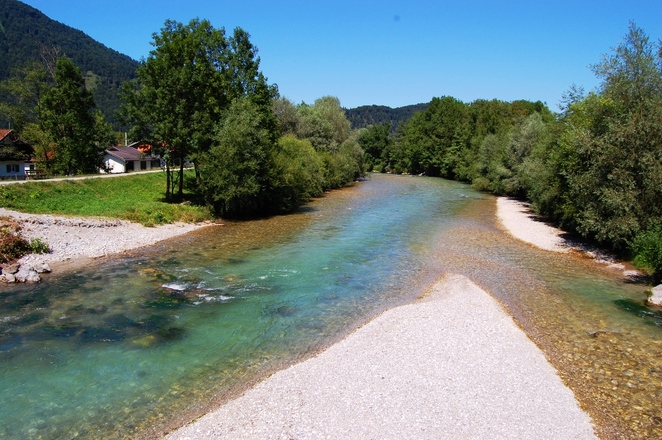 Loisach: einladendes Wasser