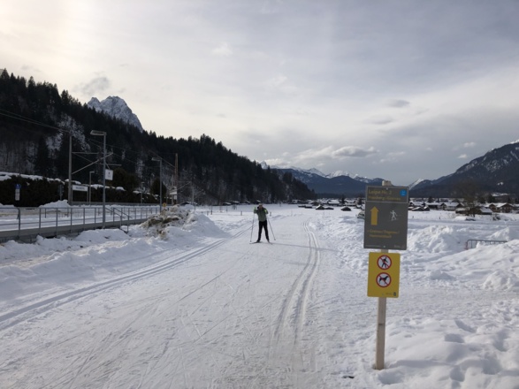 Start in die Loipe vom Hausberg nach Grainau