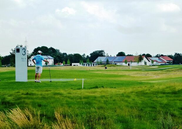 Open Golf Eichenried Loch Nr.3
