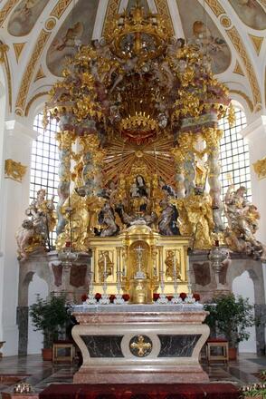 Pfarr- & Wallfahrtskirche St. Maria Dorfen, Asam-Altar