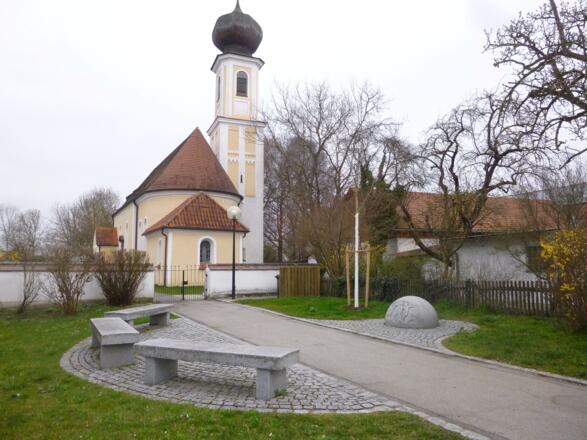 Kirchplatz Eichenkofen