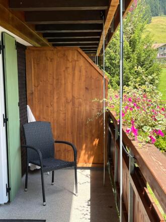 F7F865E0-96BC-4922-AF98-5384D1E0728D