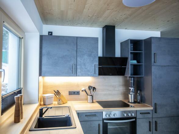 271F461D-9F70-4FA8-8BF8-39BC70CB9CA3