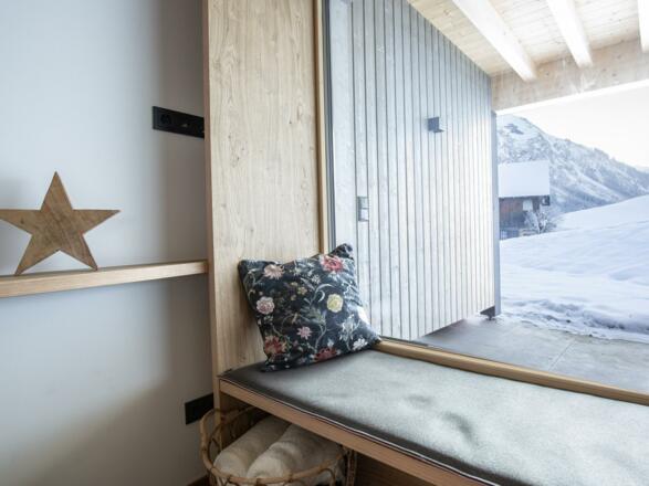 99748373-3331-46E8-9FFE-69132DC1B814