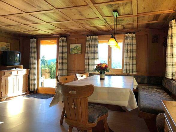 Ferienwohnung_Buecheler_EG_Wohnzimmer_04