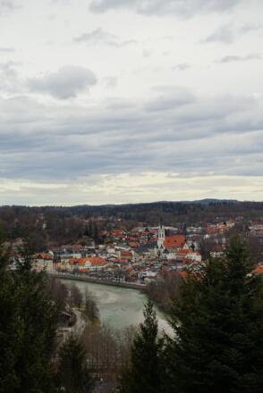 Postkartenblick auf die Tölzer Innenstadt