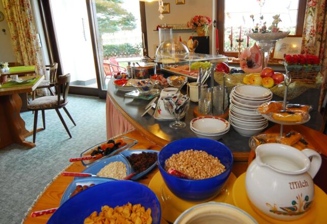 K-10730_018_fruehstuecksraum_©JTanner