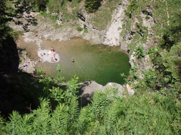 Erfrischung bei der Bergtour
