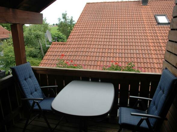 Bild 016_Balkon