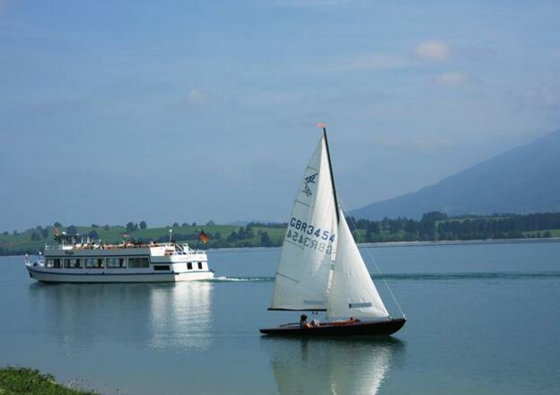 Schiffe auf dem Forggensee