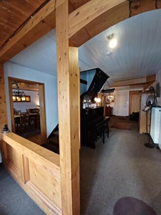 Flur EG zu Zimmer Nr.1 und Nr.2