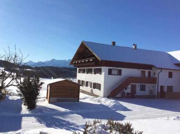 821DD0E8-75E3-48F2-9C54-26E3C8E68B20