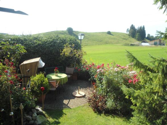 Gartenplatz Nordwestseite