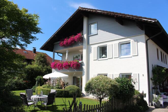 Haus im Sommer