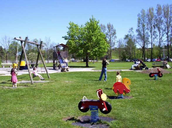 Spielplatz am naheligenden Weissensee